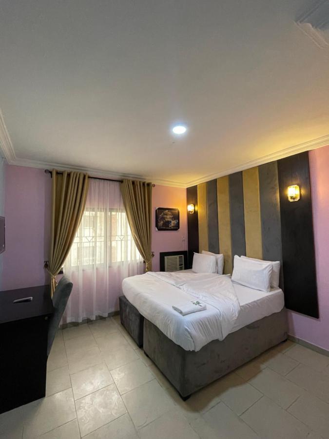 Alluring View Hotel - Allen Avenue لاغوس المظهر الخارجي الصورة